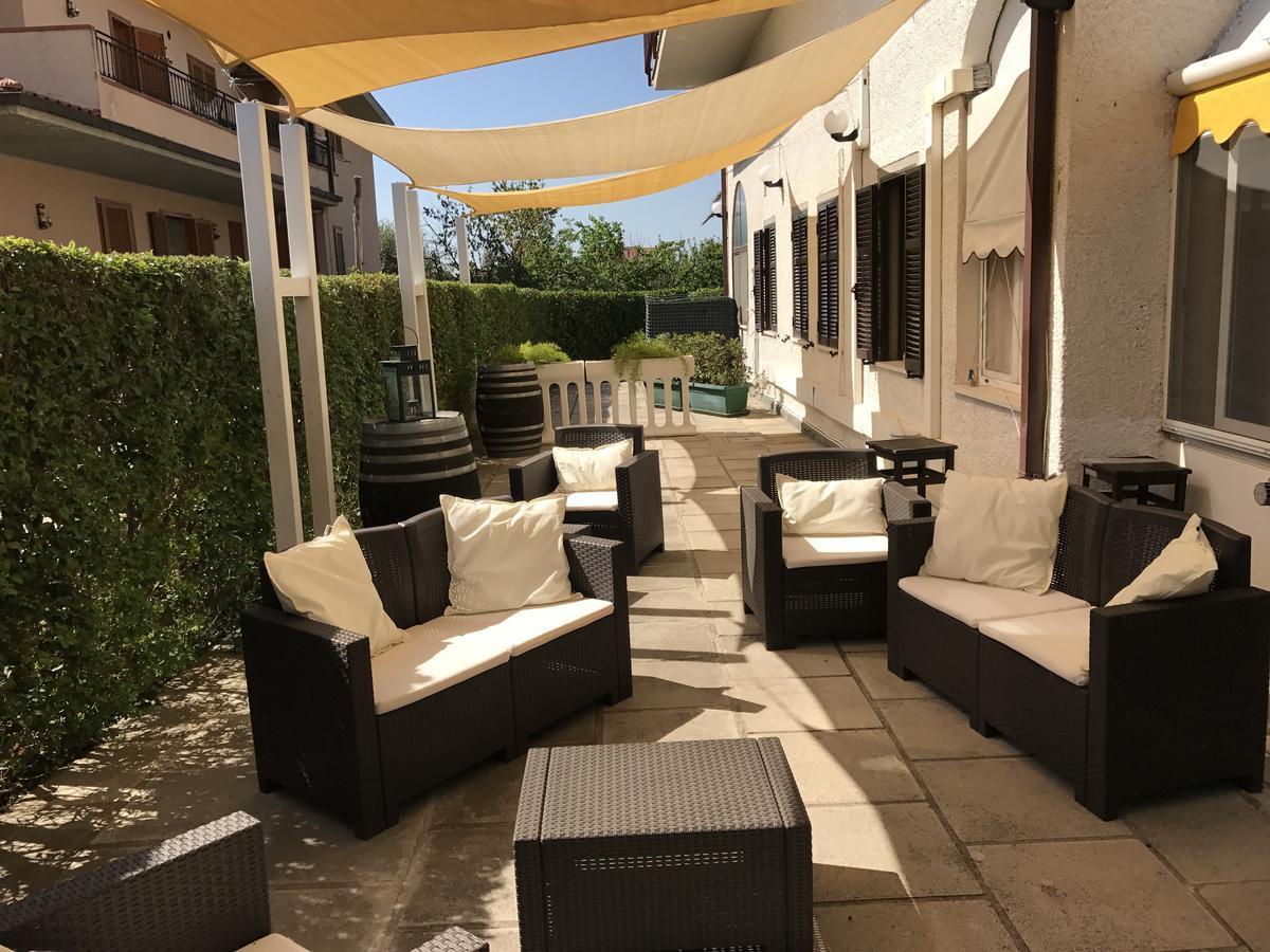 Hotel B&B Rispescia Grosseto Bagian luar foto