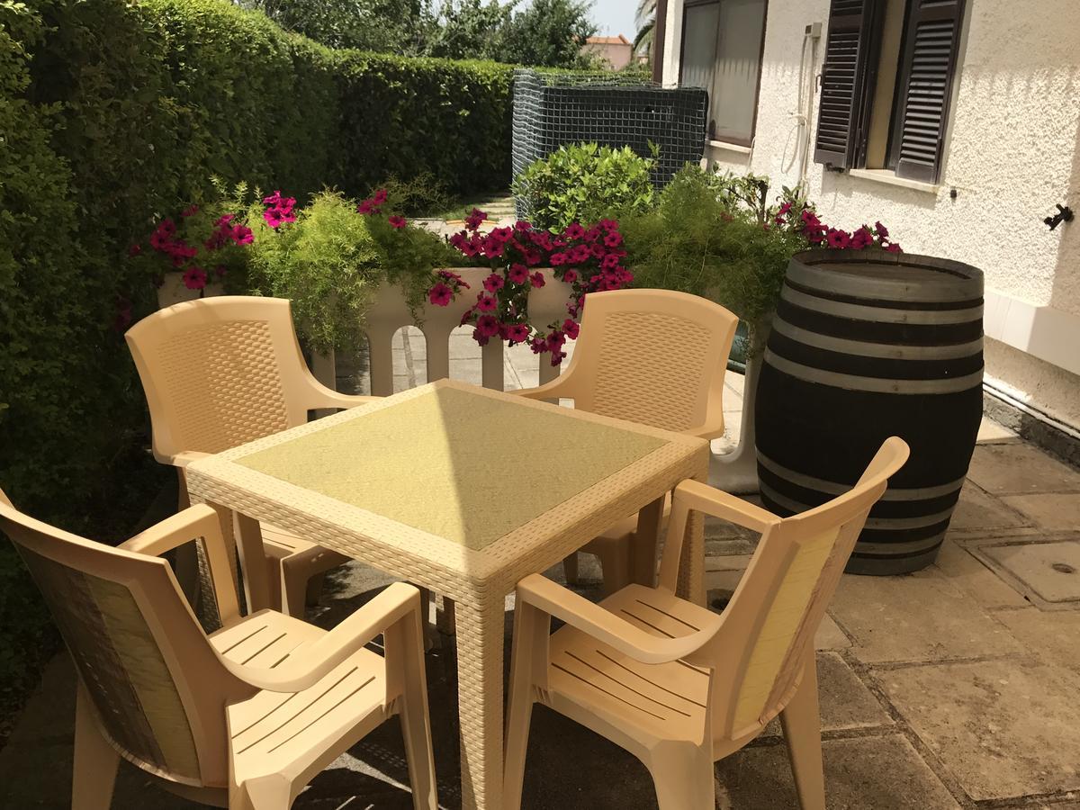 Hotel B&B Rispescia Grosseto Bagian luar foto